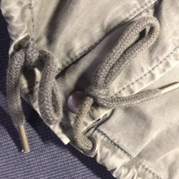 Aritzia Talula Trooper Utility Jacket in M - Picture 3 of 12